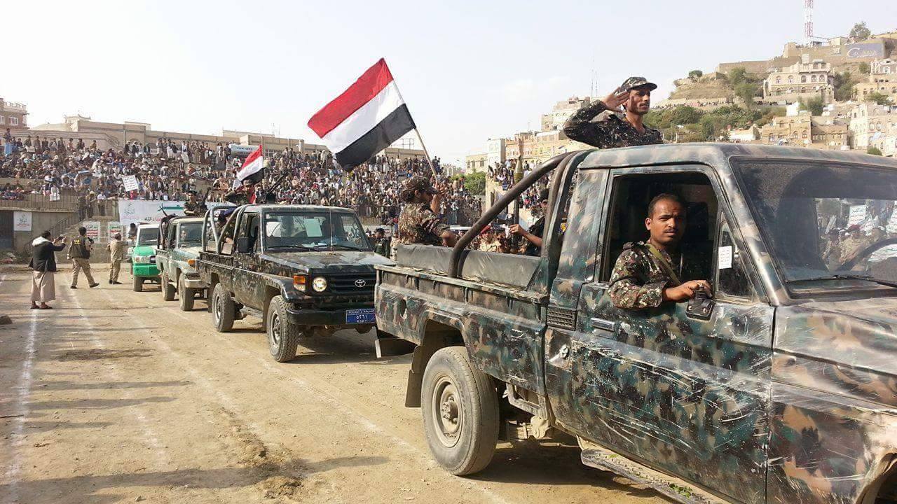 بالصور..سيول بشرية هائلة تلبية لدعوة زعيم الحوثيين بالغضب للأقصى