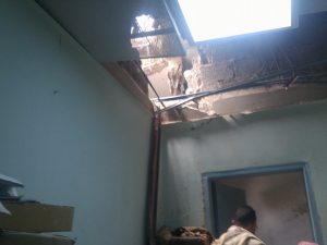 طيران التحالف يدمر بنك الدم في مستشفى بصنعاء الخبر اليمني