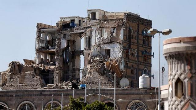 لماذا استهدف التحالف القصر الجمهوري بصنعاء بعد ساعات من مقتل صالح